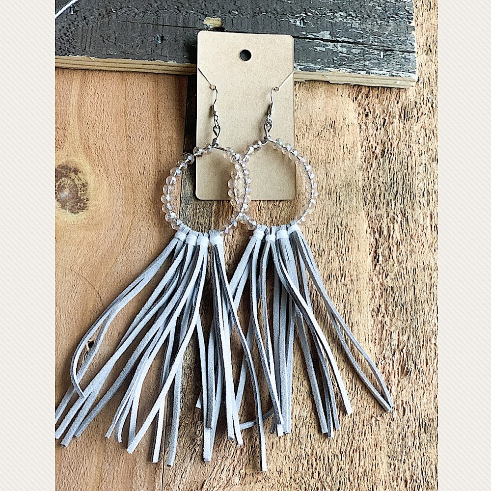 GREY FRINGED AND BEADED WESTERN EARRINGS - Picture 1 of 1